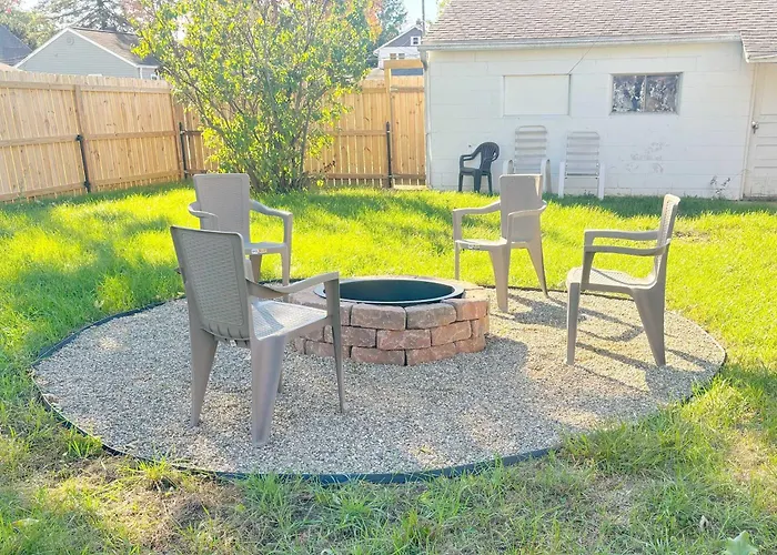 Housepitality- The -2 Br Holiday home Columbus