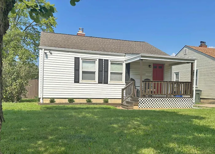 Housepitality- The -2 Br * Columbus